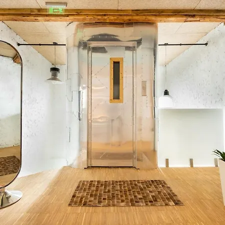 Musala N 06 Apartment